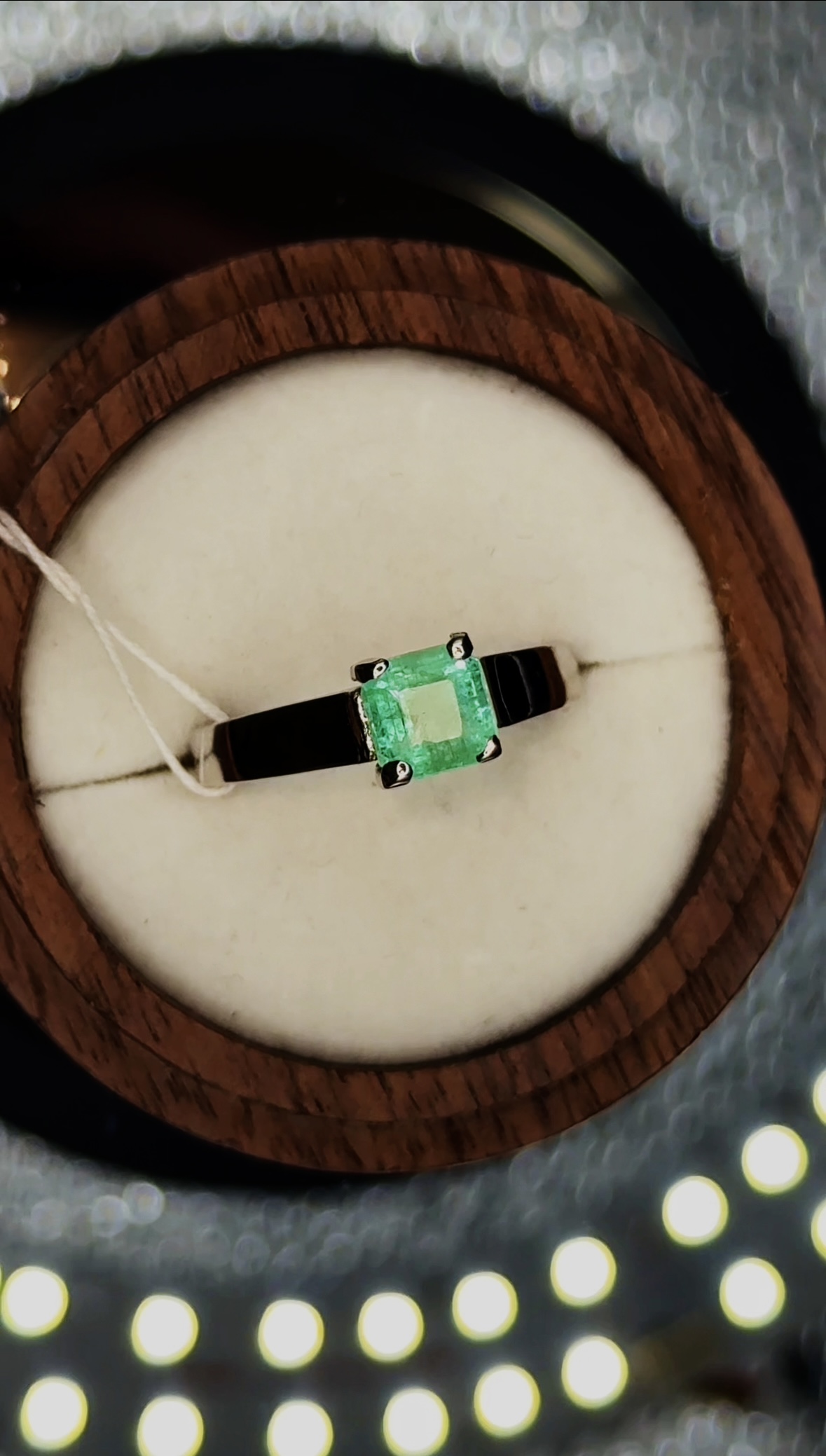 Каблучка з Смарагдом 17.5 - Зображення 5