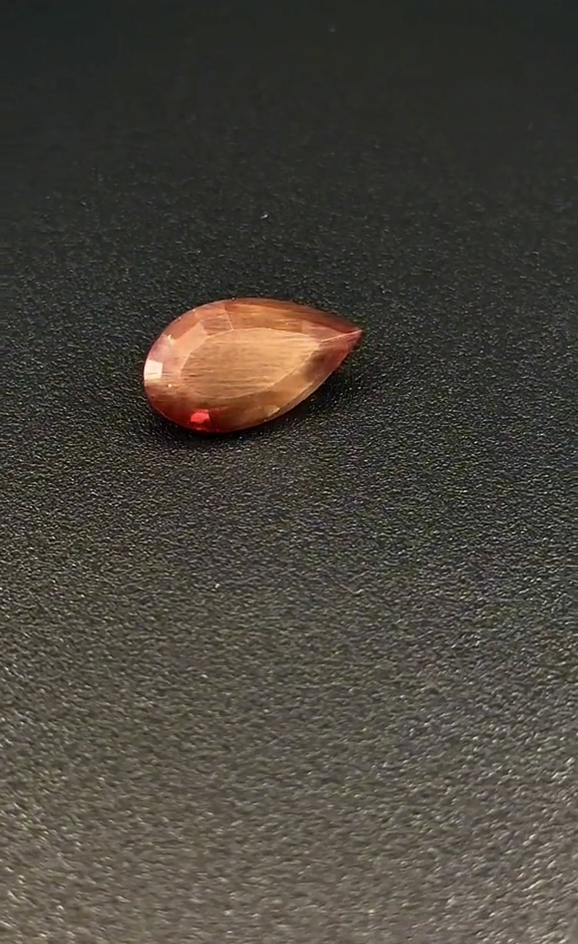 Андезин Oregon Sunstone – 8,05 ct