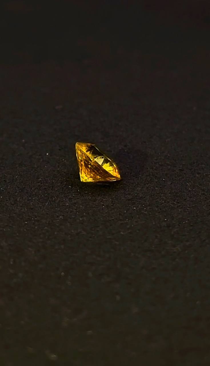 Натуральний сфен (титаніт) 1.5ct - Зображення 2